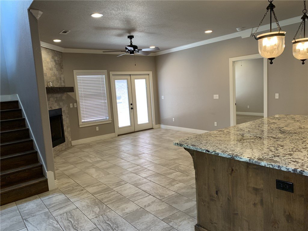 547 N Salem Rd – photo 4