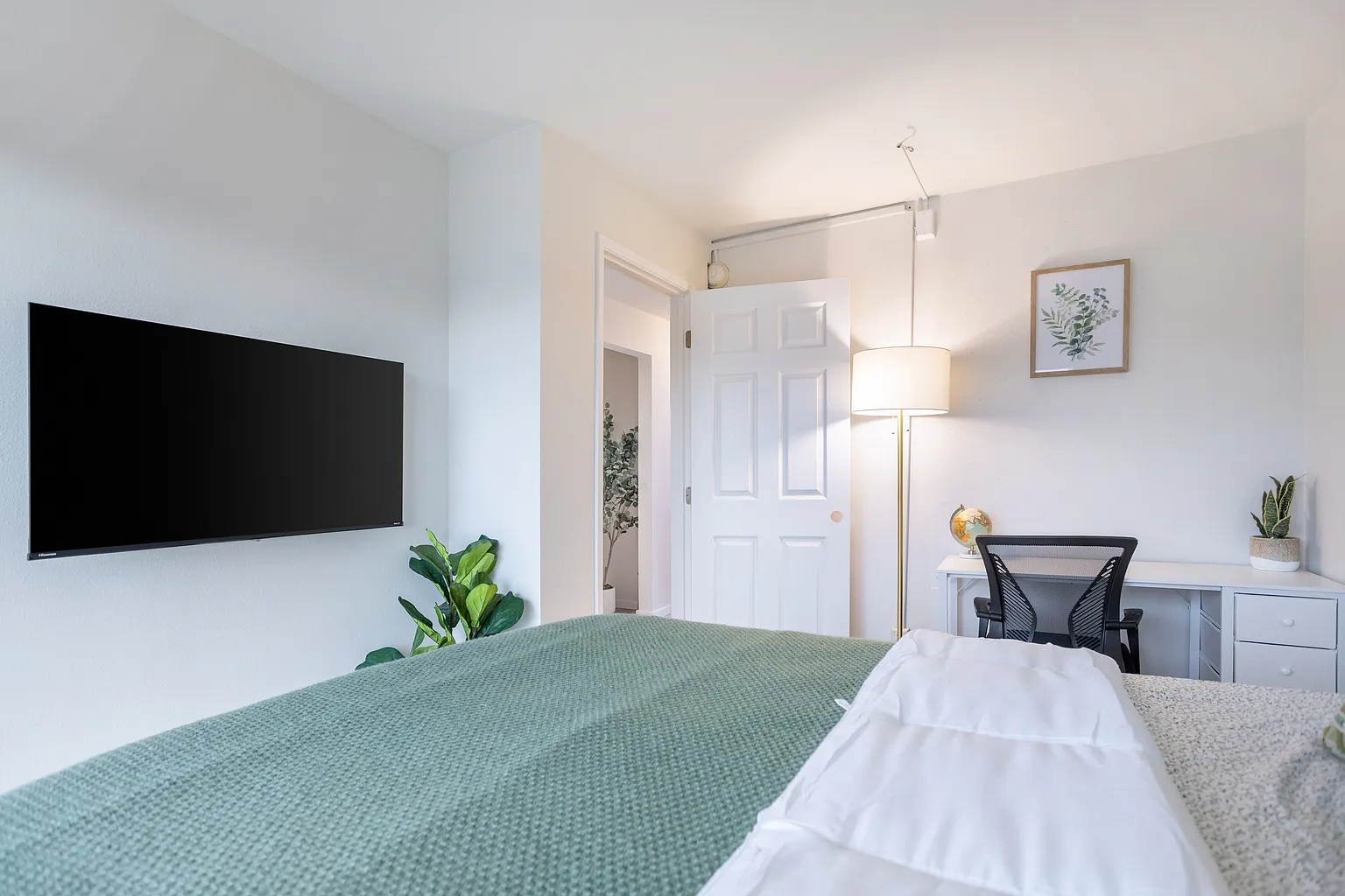 Emerson Apartments – photo 5