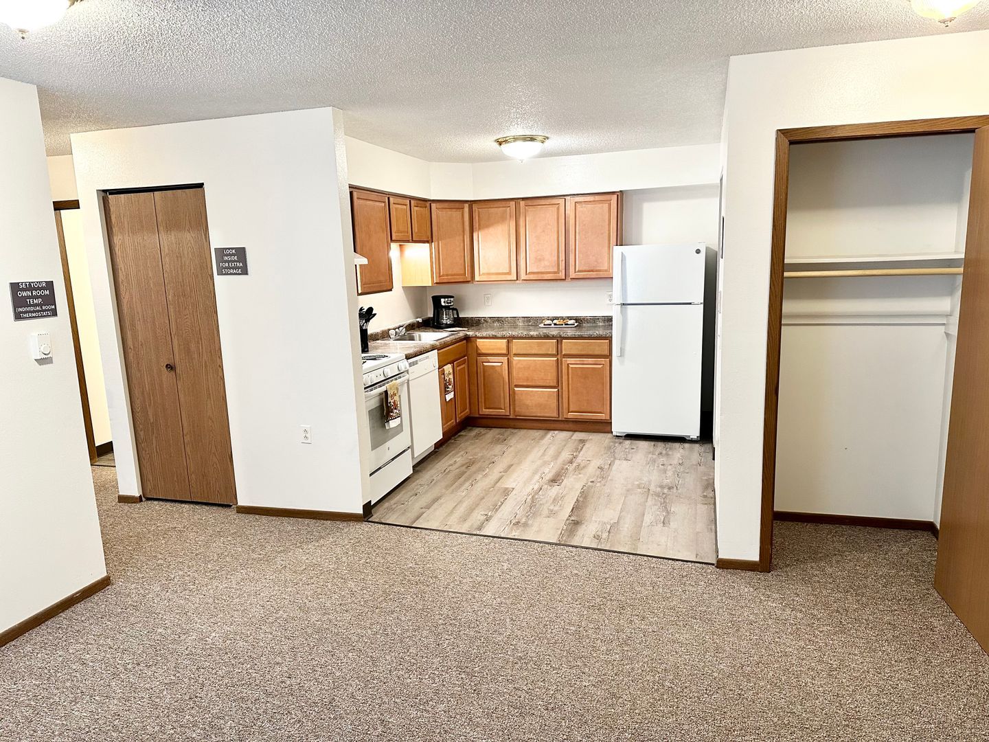 905 N 15th St unit 02 – photo 2