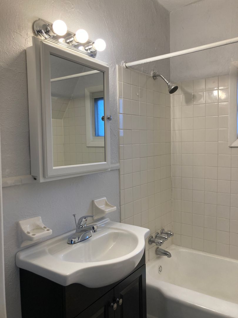 1330-1332 Pritchard St unit 1332 Pritchard Street Unit 3 – photo 3