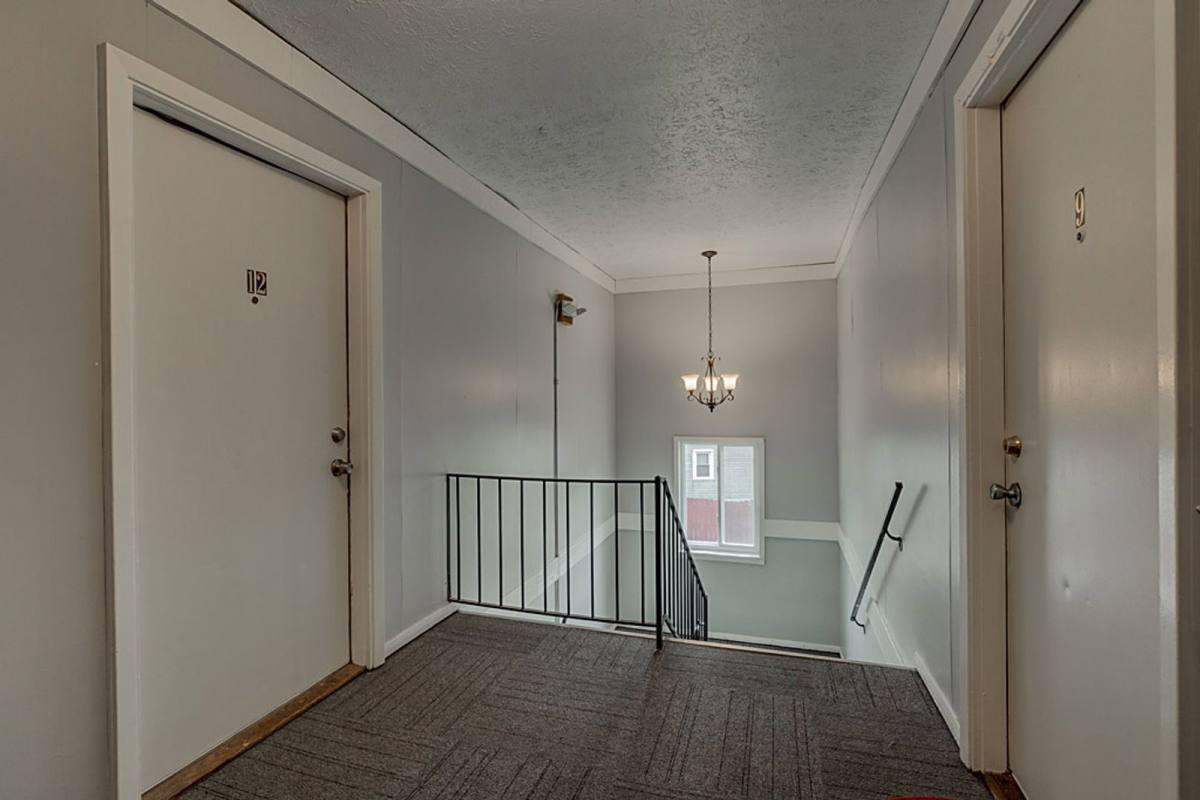 422 S Miami Ave unit 2 – photo 3