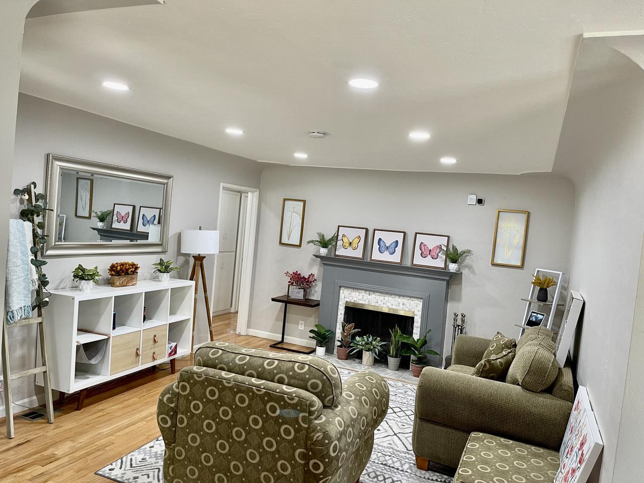 2424 N Center St – photo 4