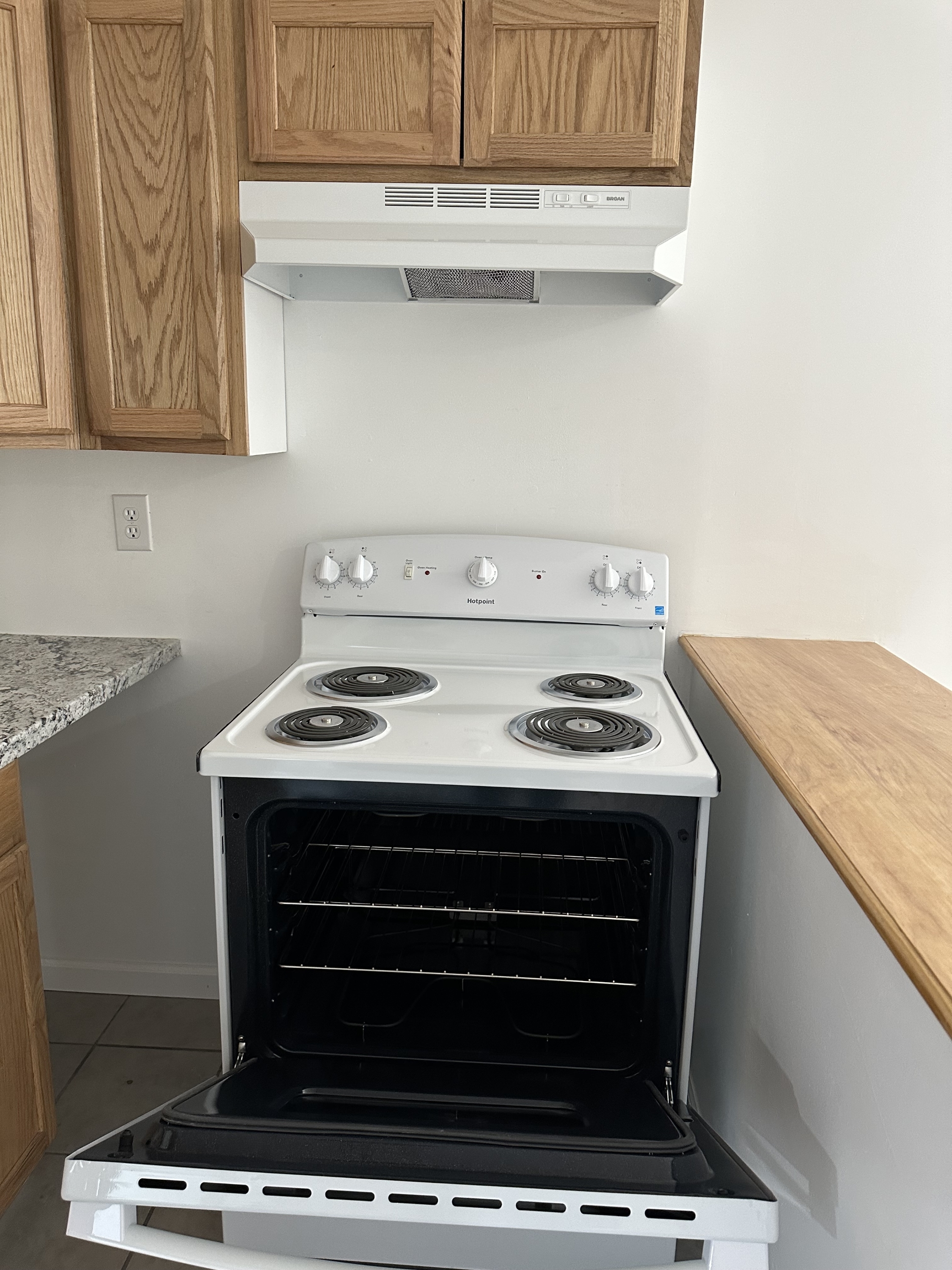 182 E Market St unit 215 – photo 4