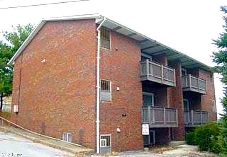 94 View St unit 9 – photo 1
