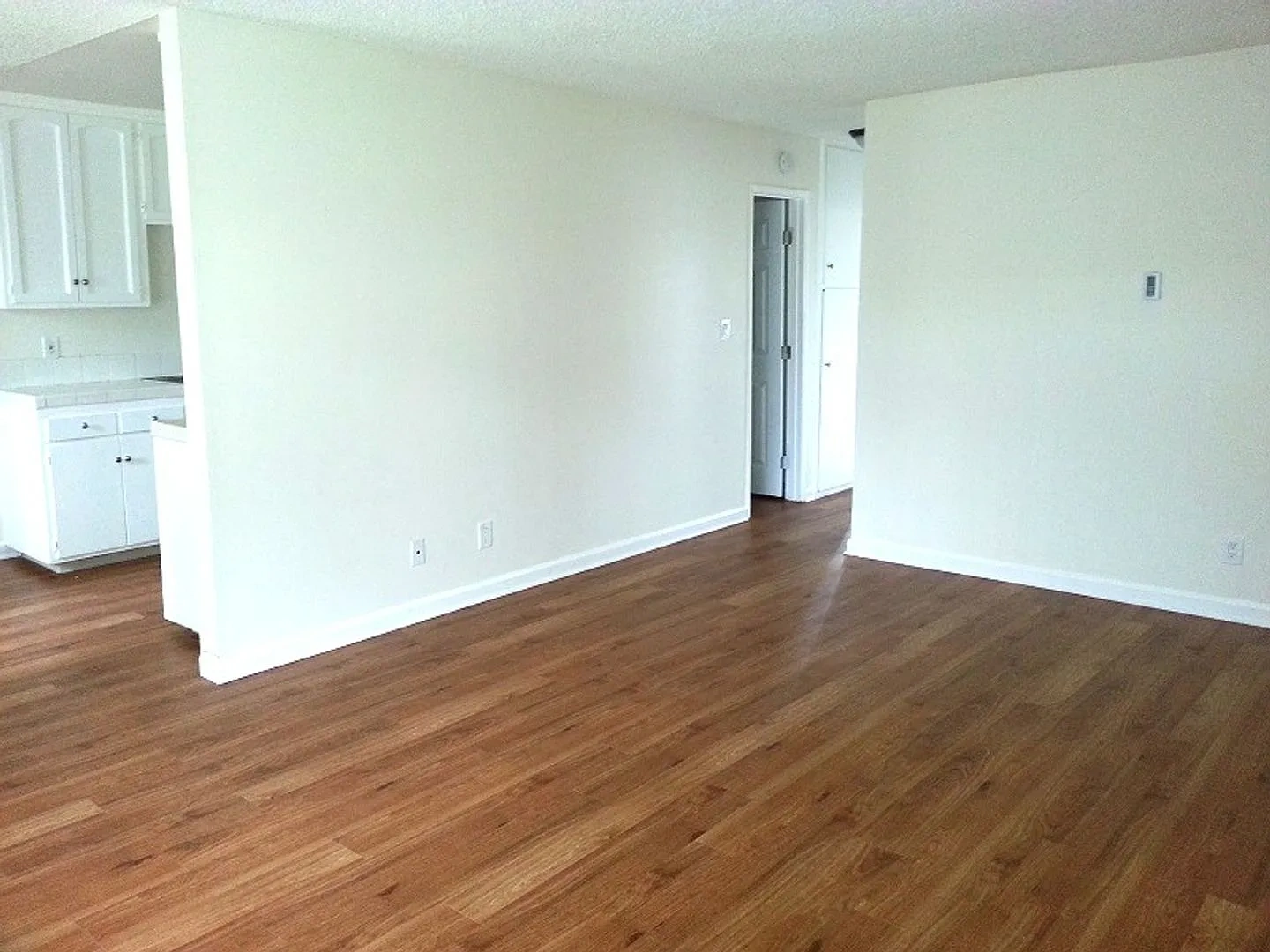 210 Quintard St – photo 5