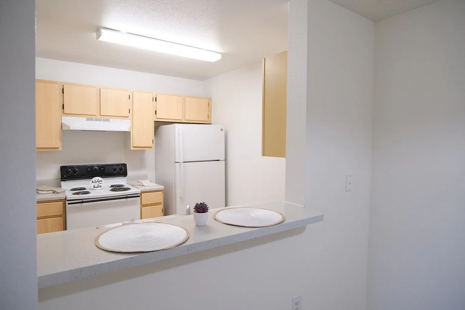 Raintree Apartments – photo 3