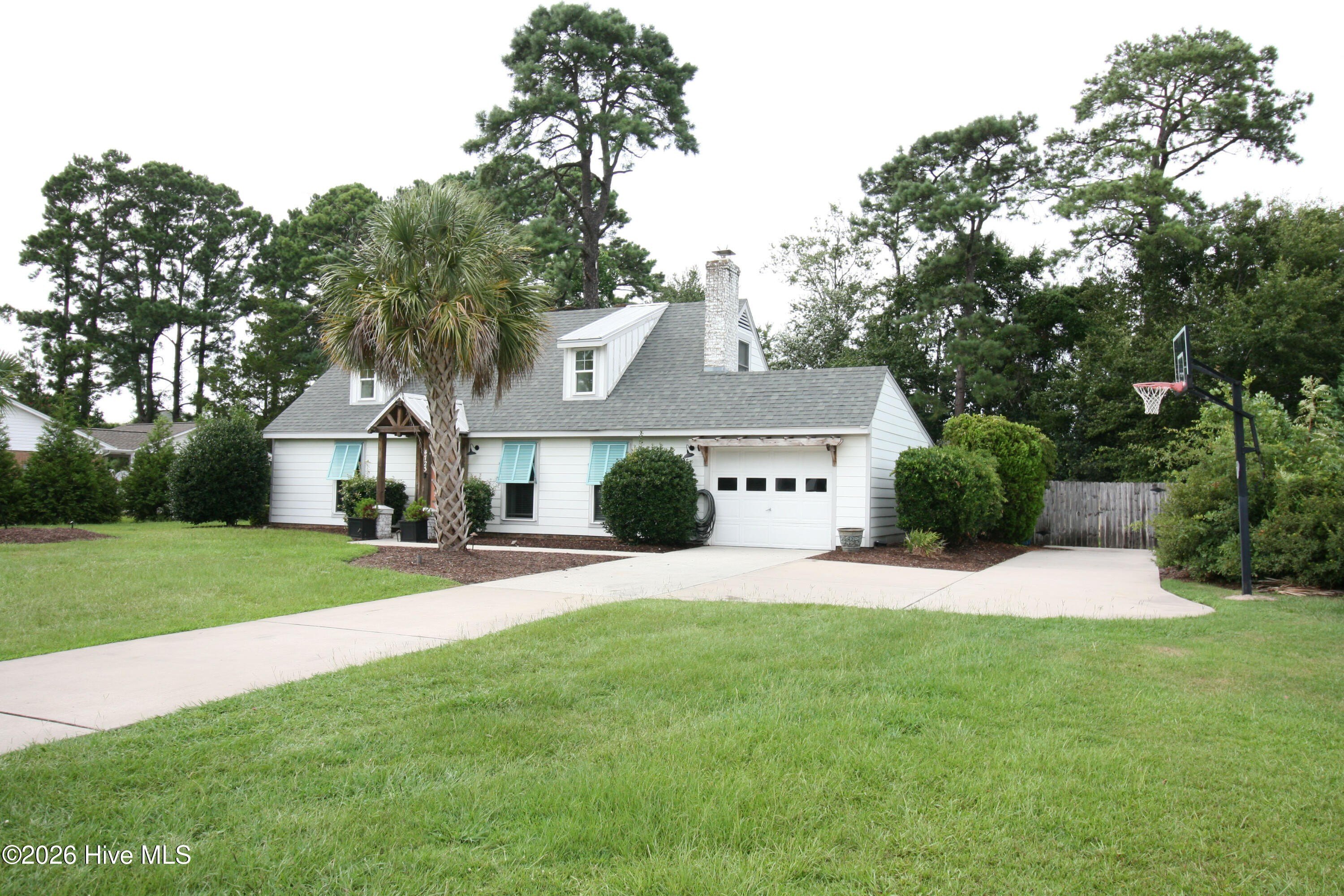 4723 Waltmoor Rd – photo 1
