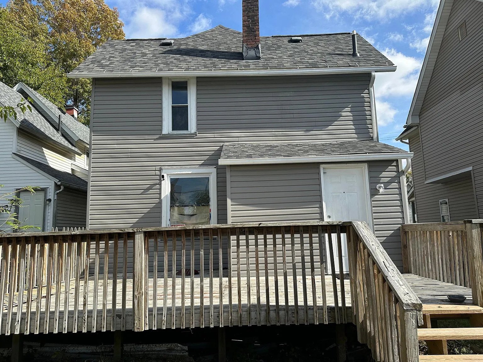 1351 Logan Ave NW – photo 2