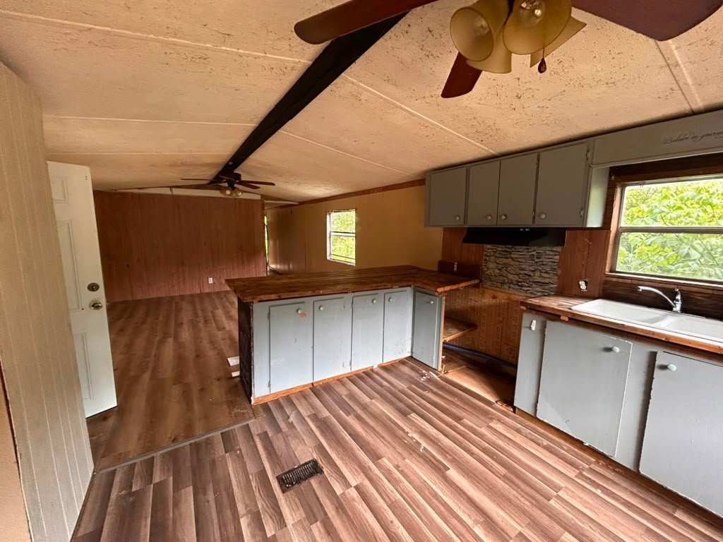 152 Burnt Mill Rd unit 152 – photo 2