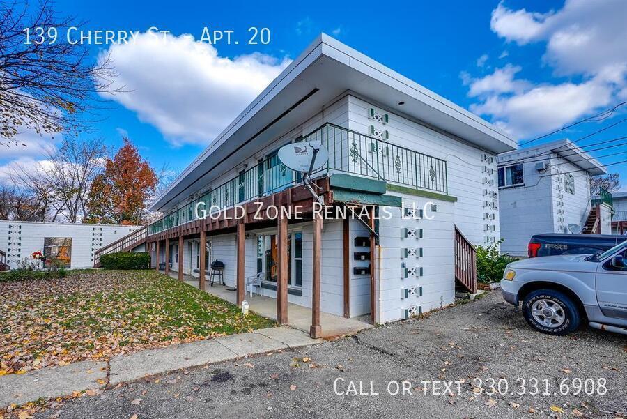 139 Cherry St – photo 3