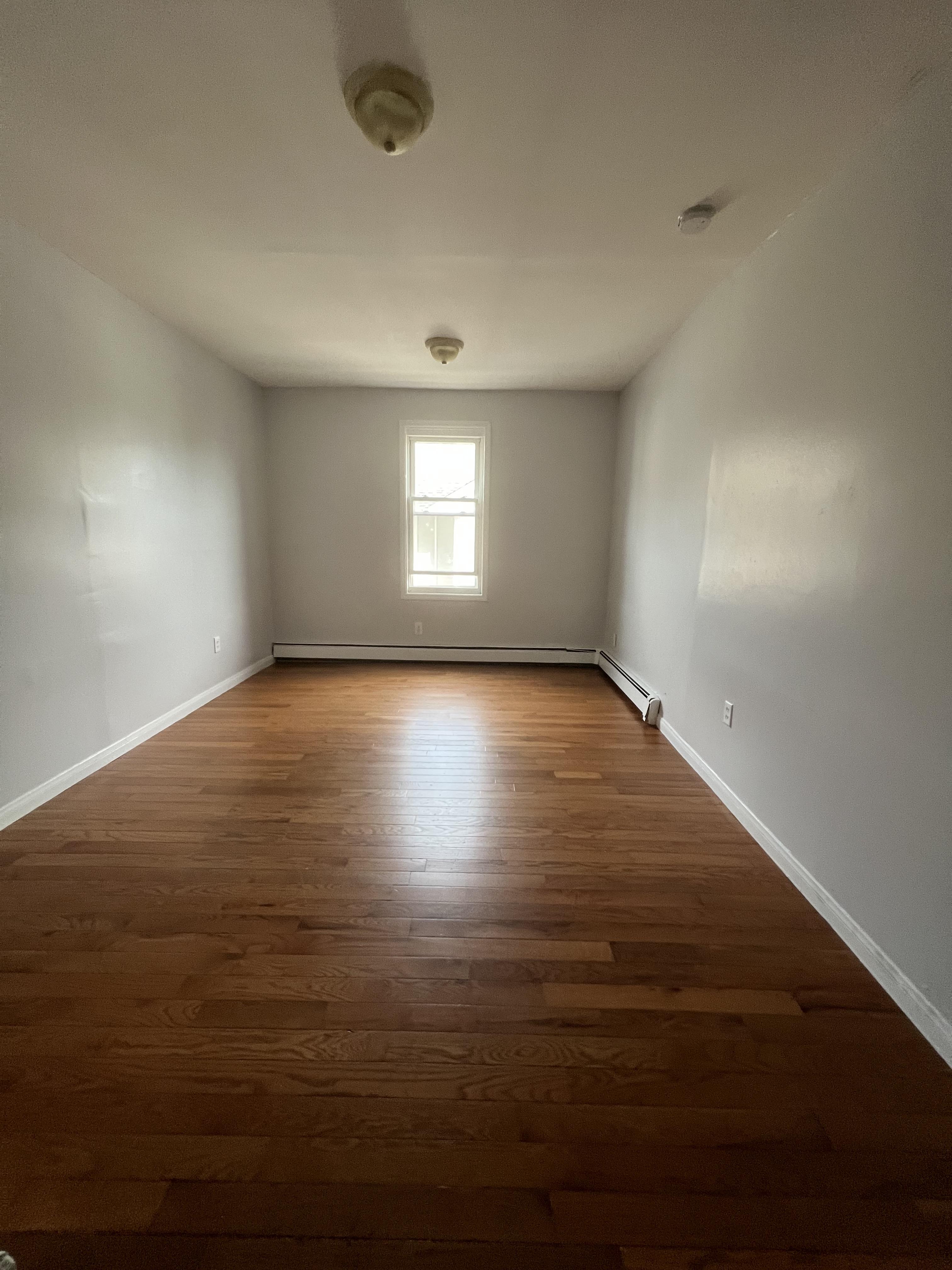 166 Chancellor Ave unit 1BR – photo 3