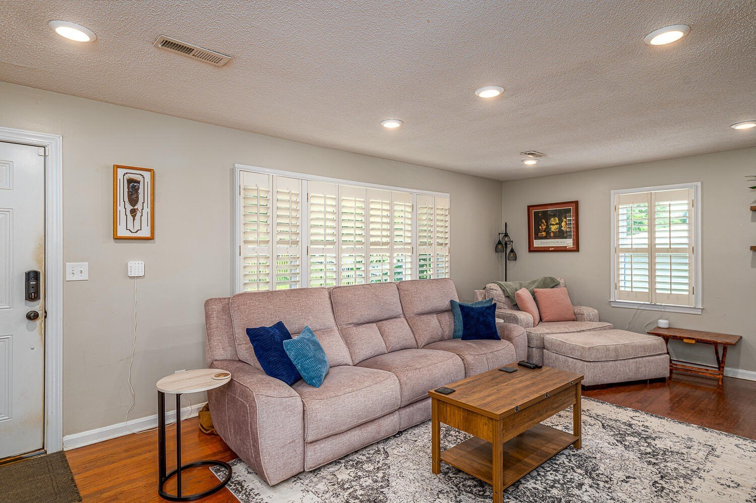 3902 Laird Ln – photo 2