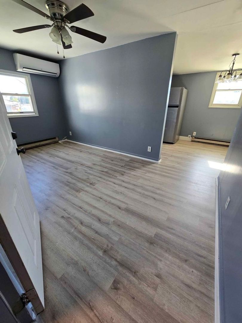 127 Woodward Ave unit 127 Woodward - Suite 202 – photo 2