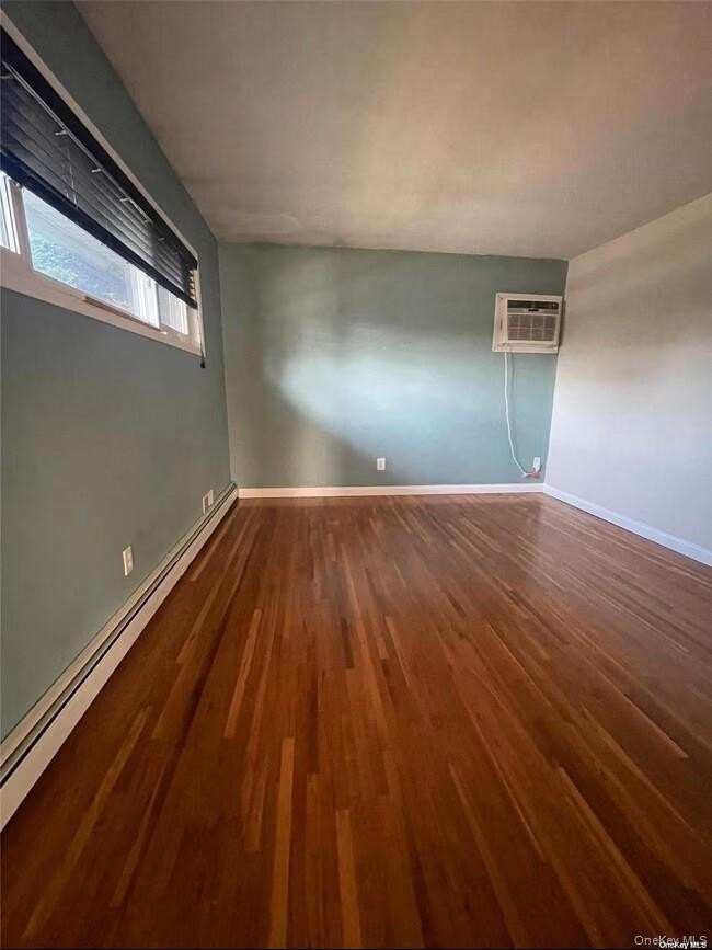 11 Ida Ave – photo 5