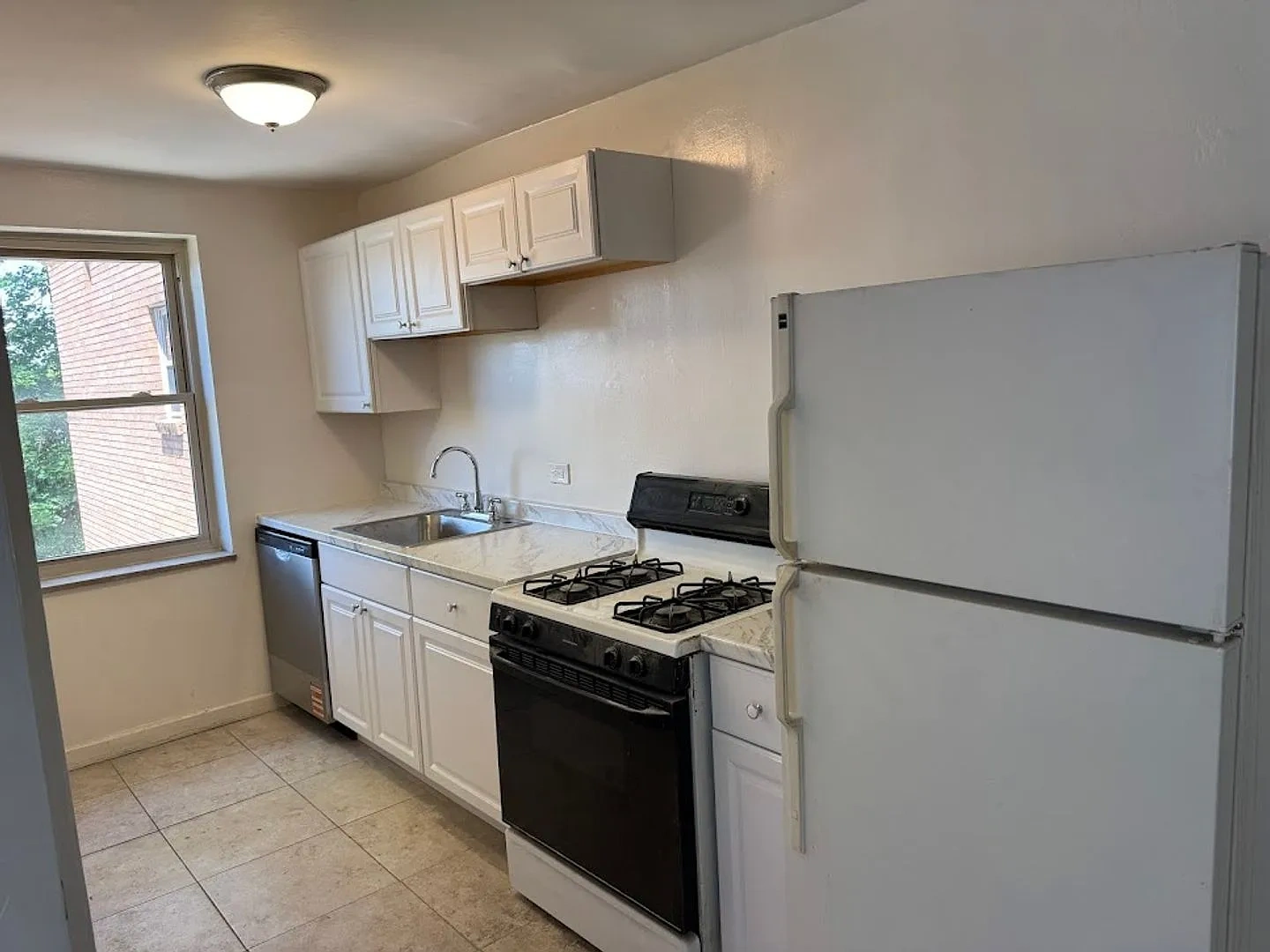 5506 Fifth Avenue – Floor plan