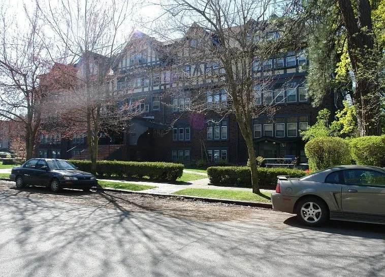 Westminster Apartments – photo 1