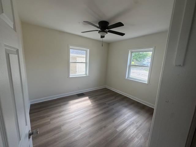 765 Coralie St – photo 4