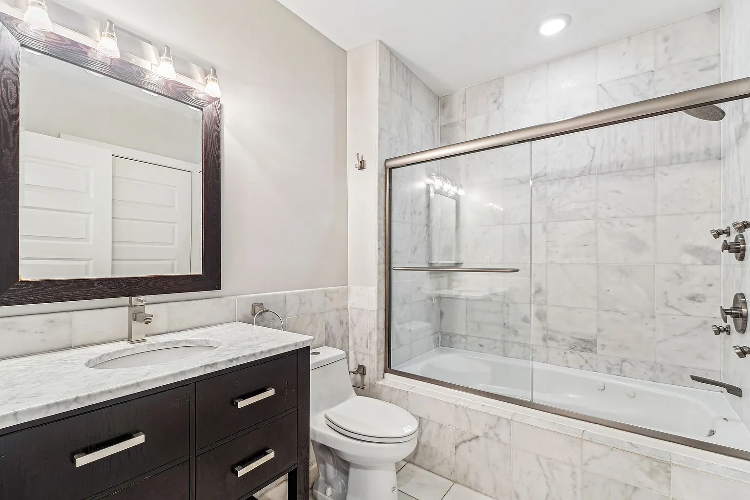 Residences at 1 Brown – photo 5