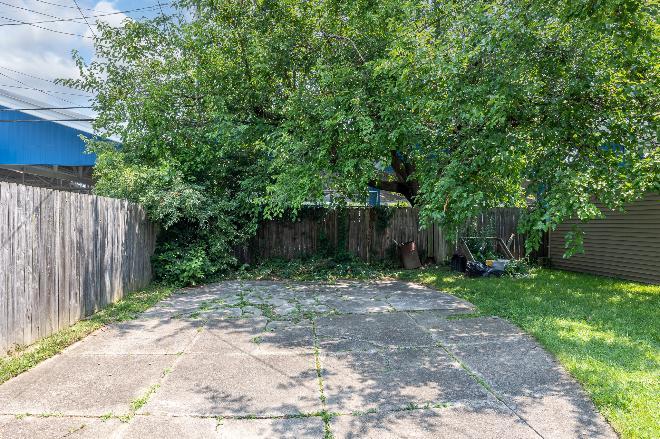 3565 W 120th St – photo 2