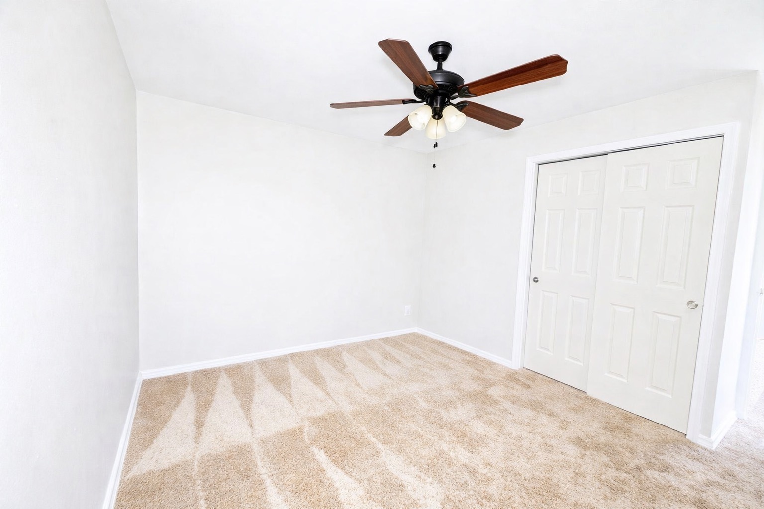 464 McKnight Cir – photo 2