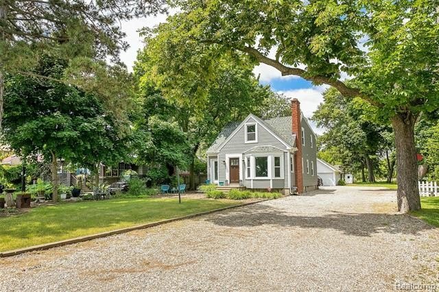 3630 Orchard Lake Rd – photo 3