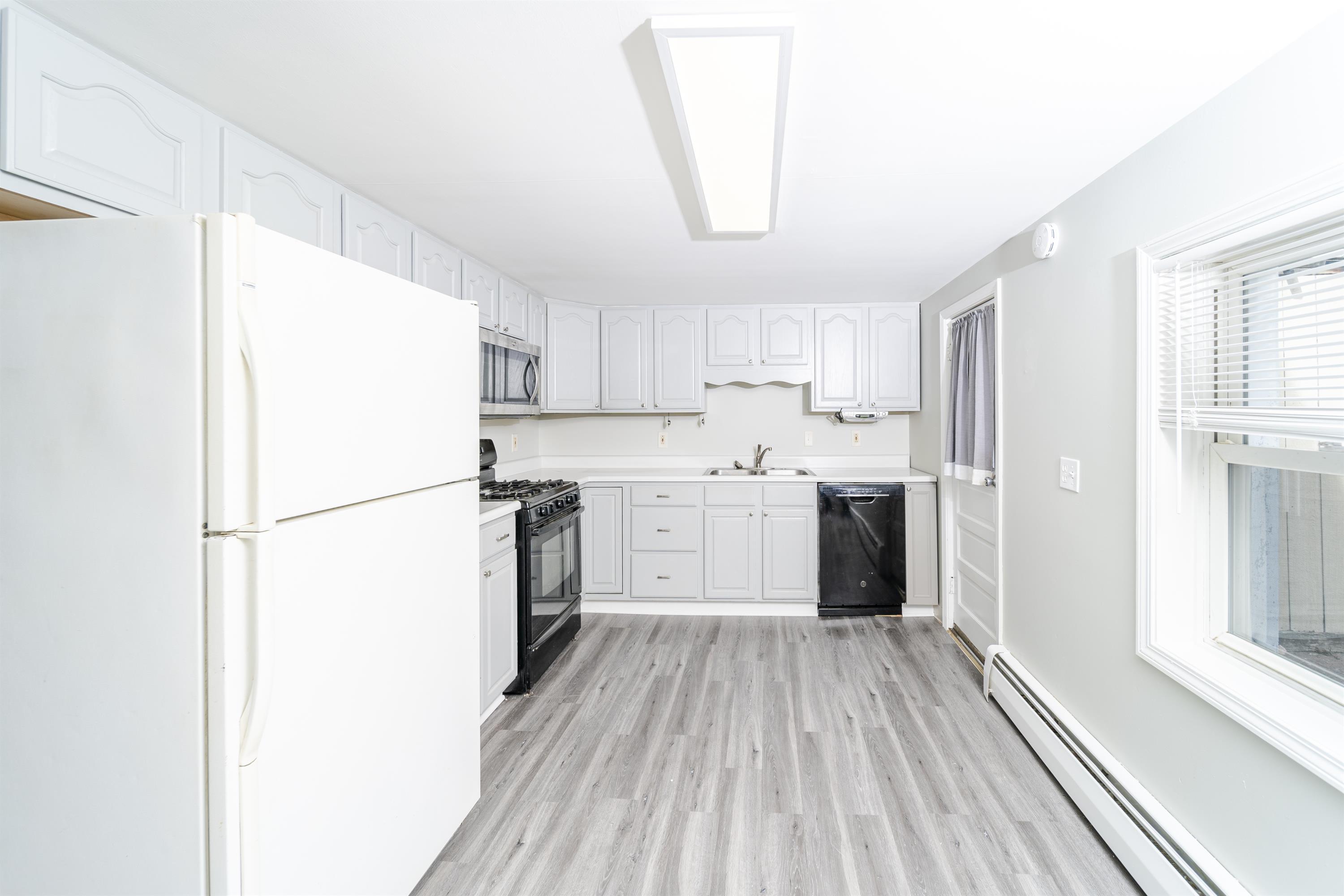 2316 4th Ave – photo 3