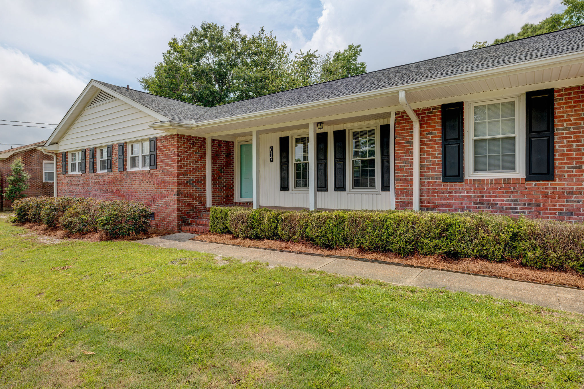 617 Windemere Rd – photo 2
