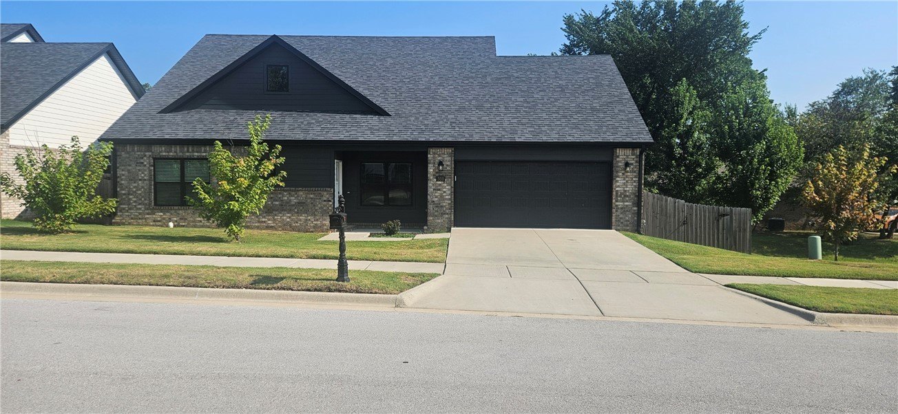 310 W Kinniburgh Dr – photo 1