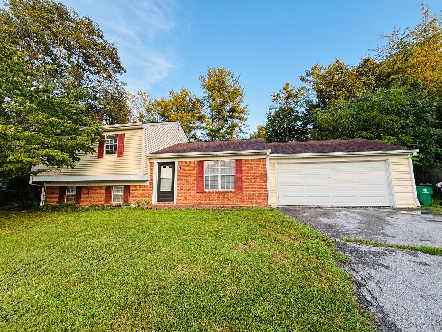 2001 Christopher Dr – photo 1