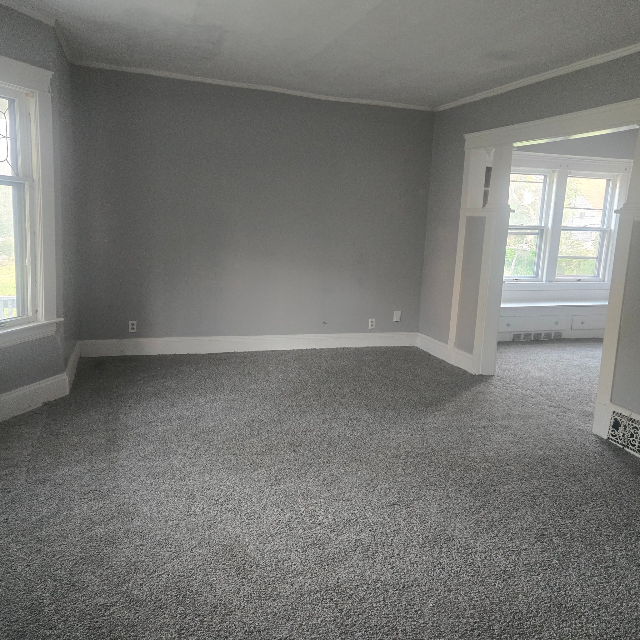 1853 Mannering Rd unit 1 – photo 3