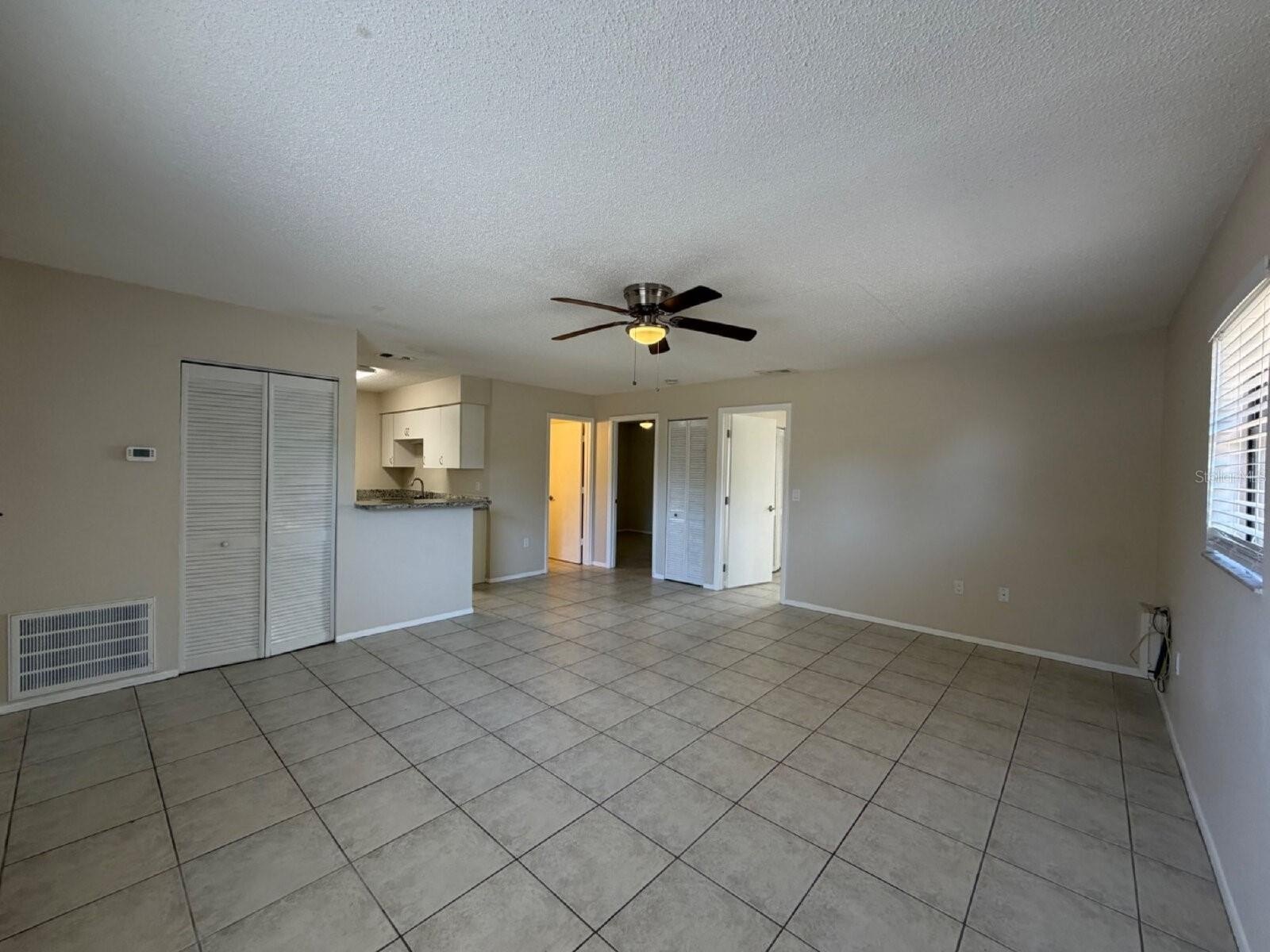 181 Old Englewood Rd – photo 3