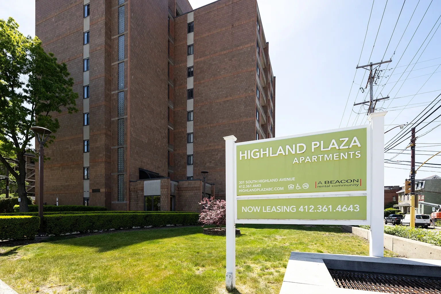Highland Plaza Apartments – photo 2