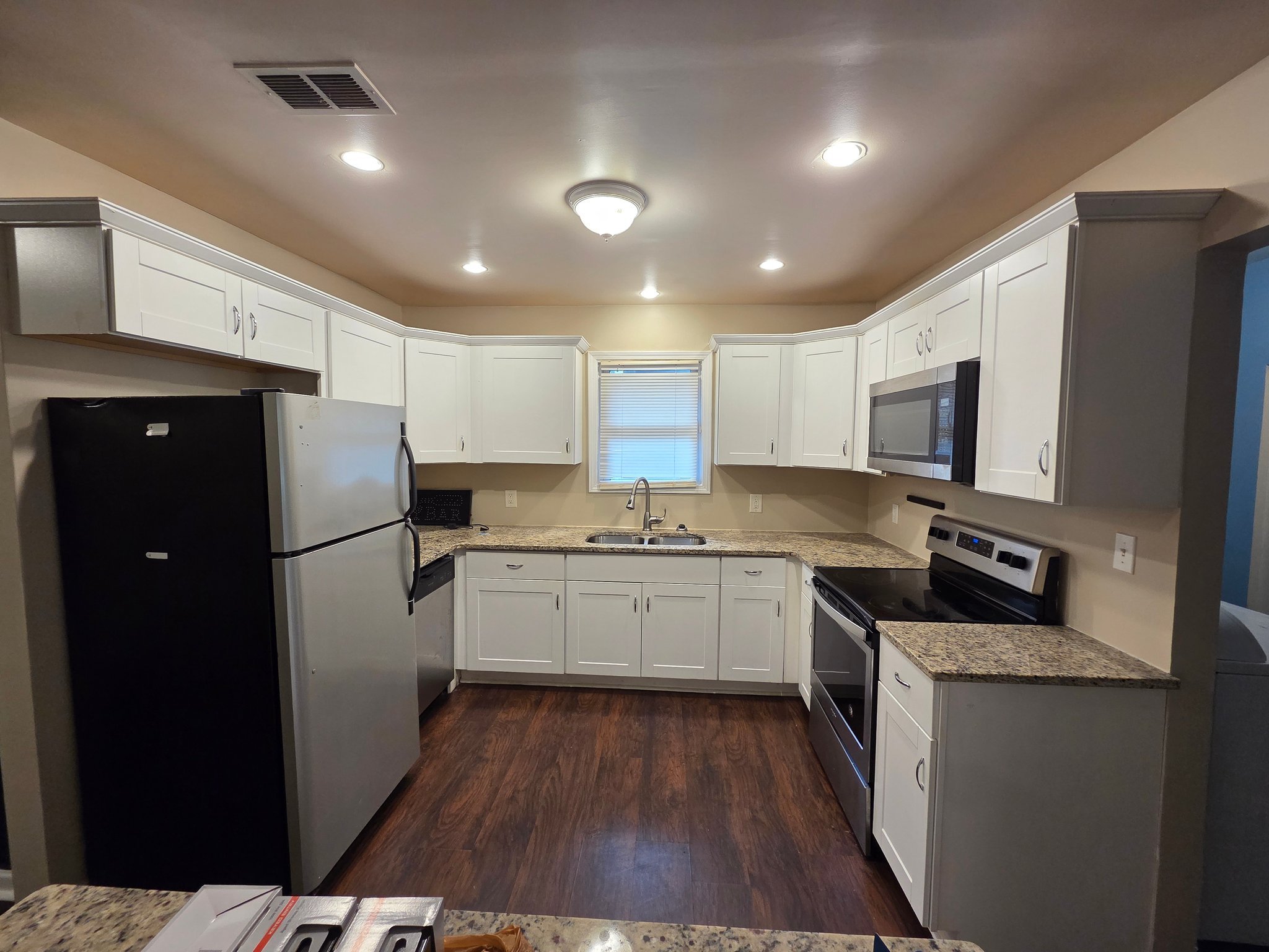 1022 Ashby Grove SW – photo 1