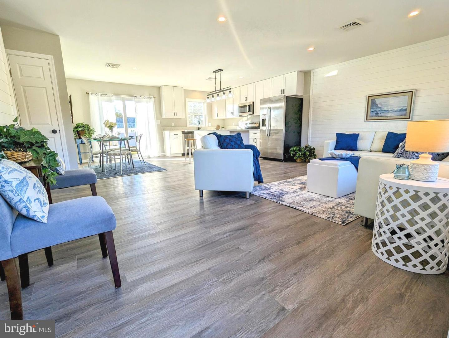 1340 Queen Anne Dr – photo 3