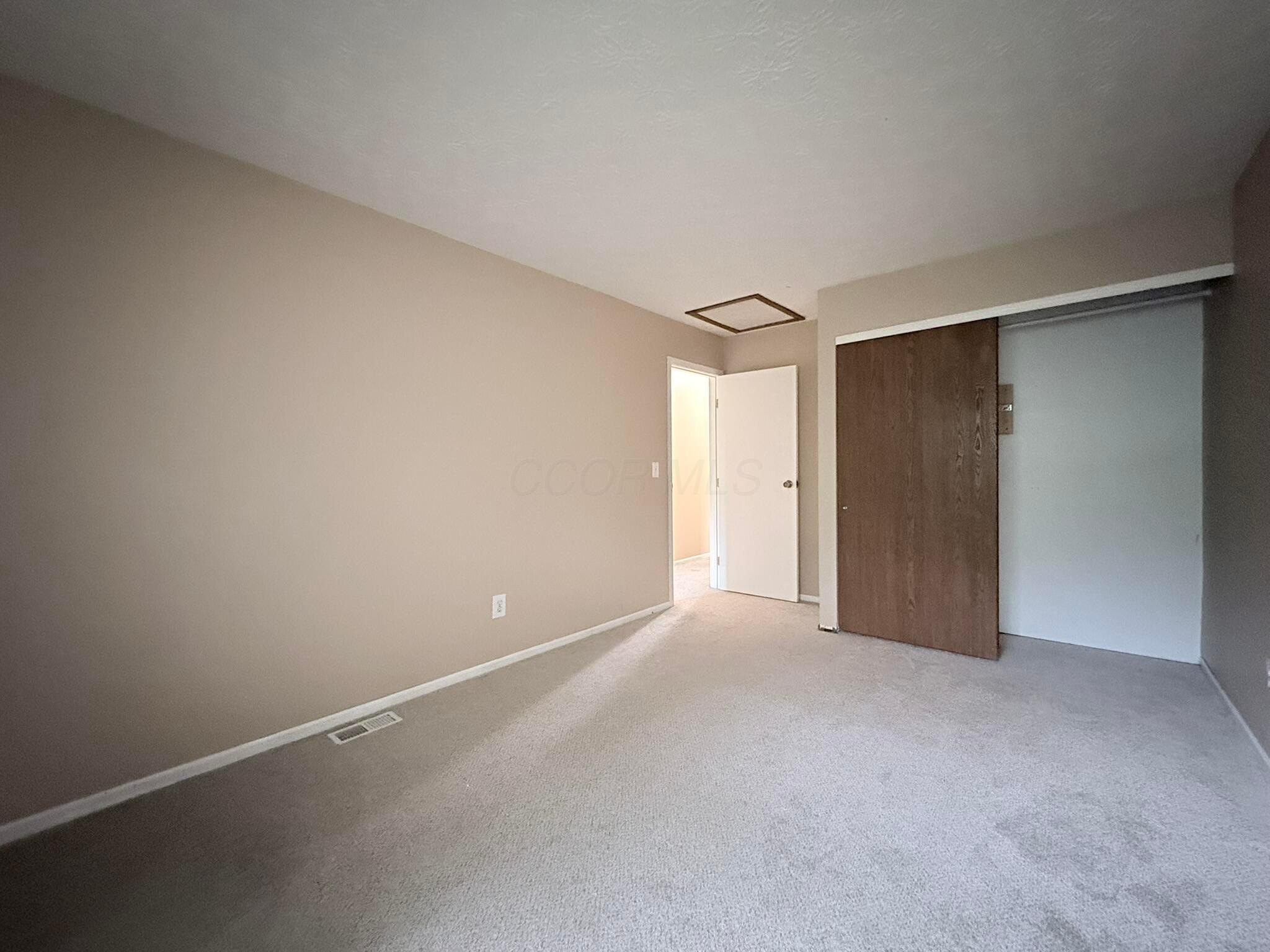 4849 Herndon Dr – photo 1