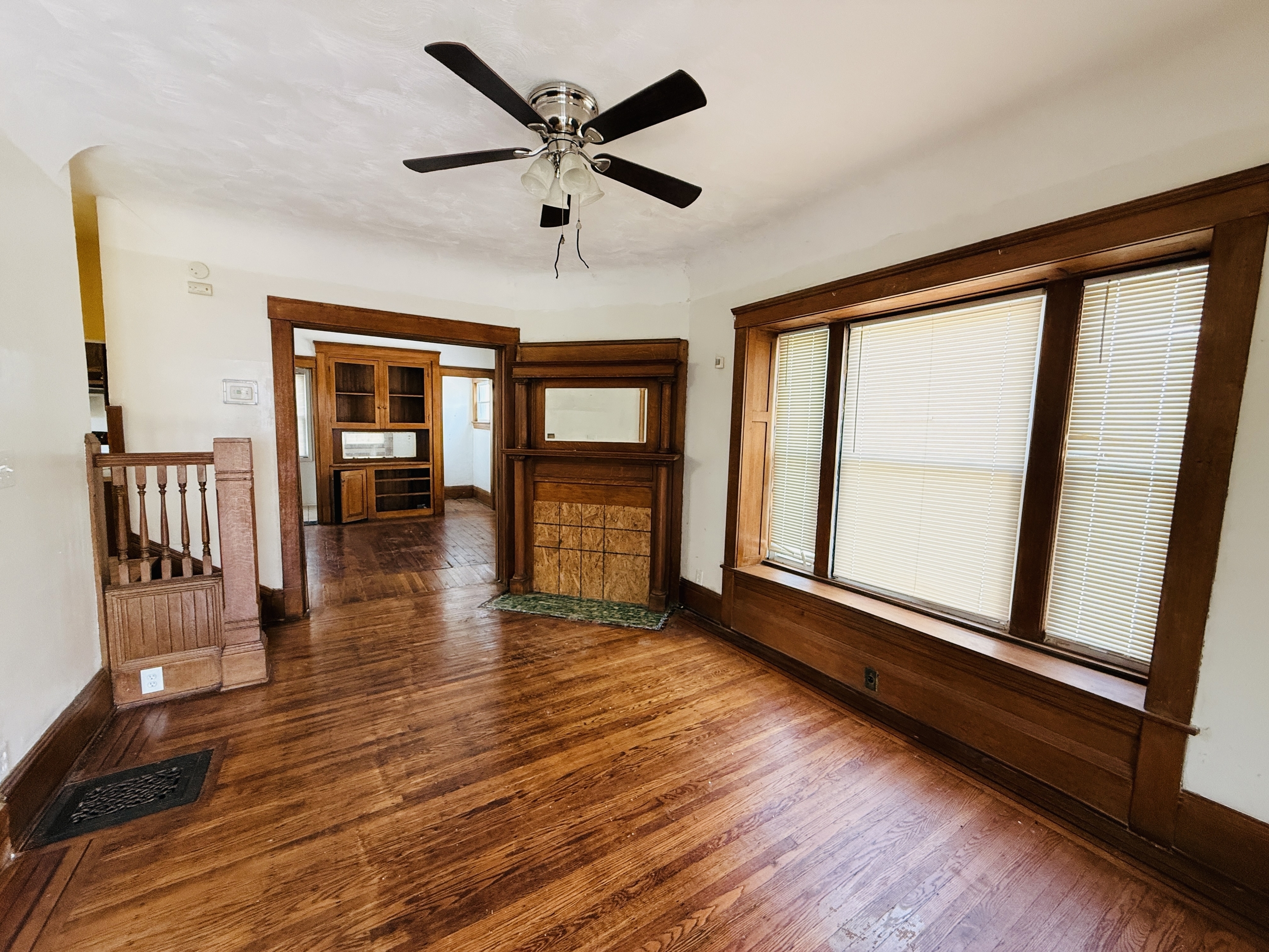 10749 Hull Ave – photo 2