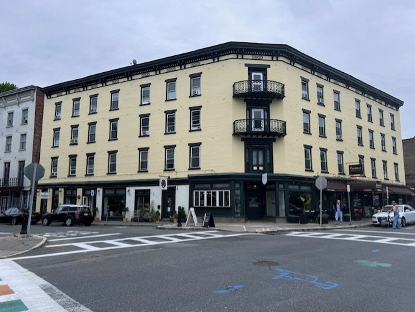 11 Broadway unit 23 – photo 2
