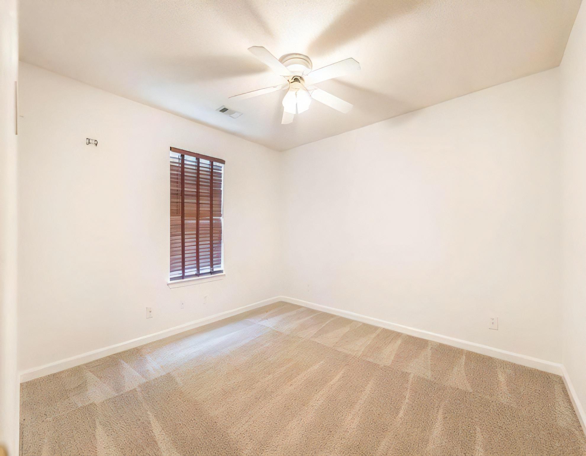4691 Donnan Rd – photo 2