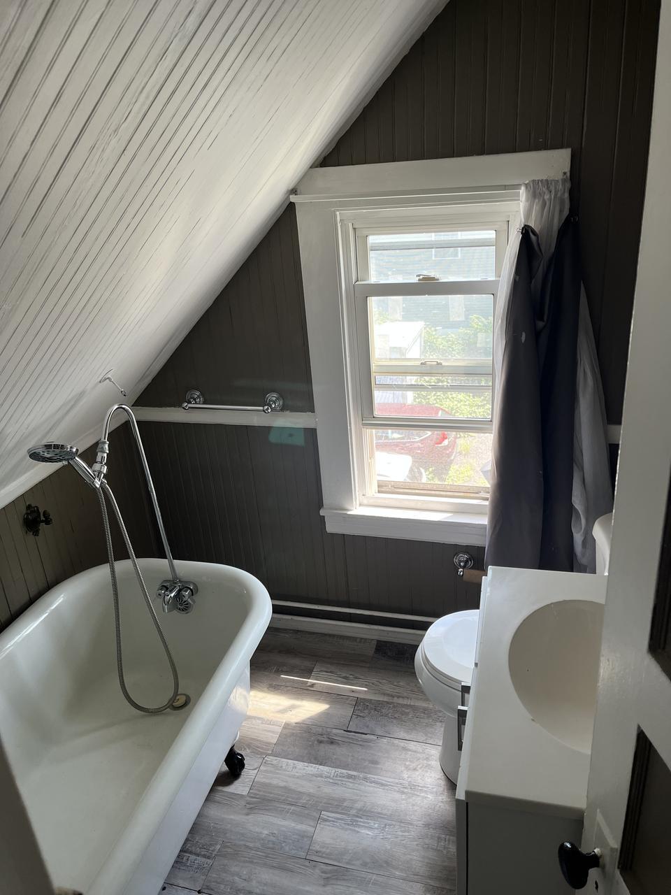 146 Pine St unit 3 – photo 4