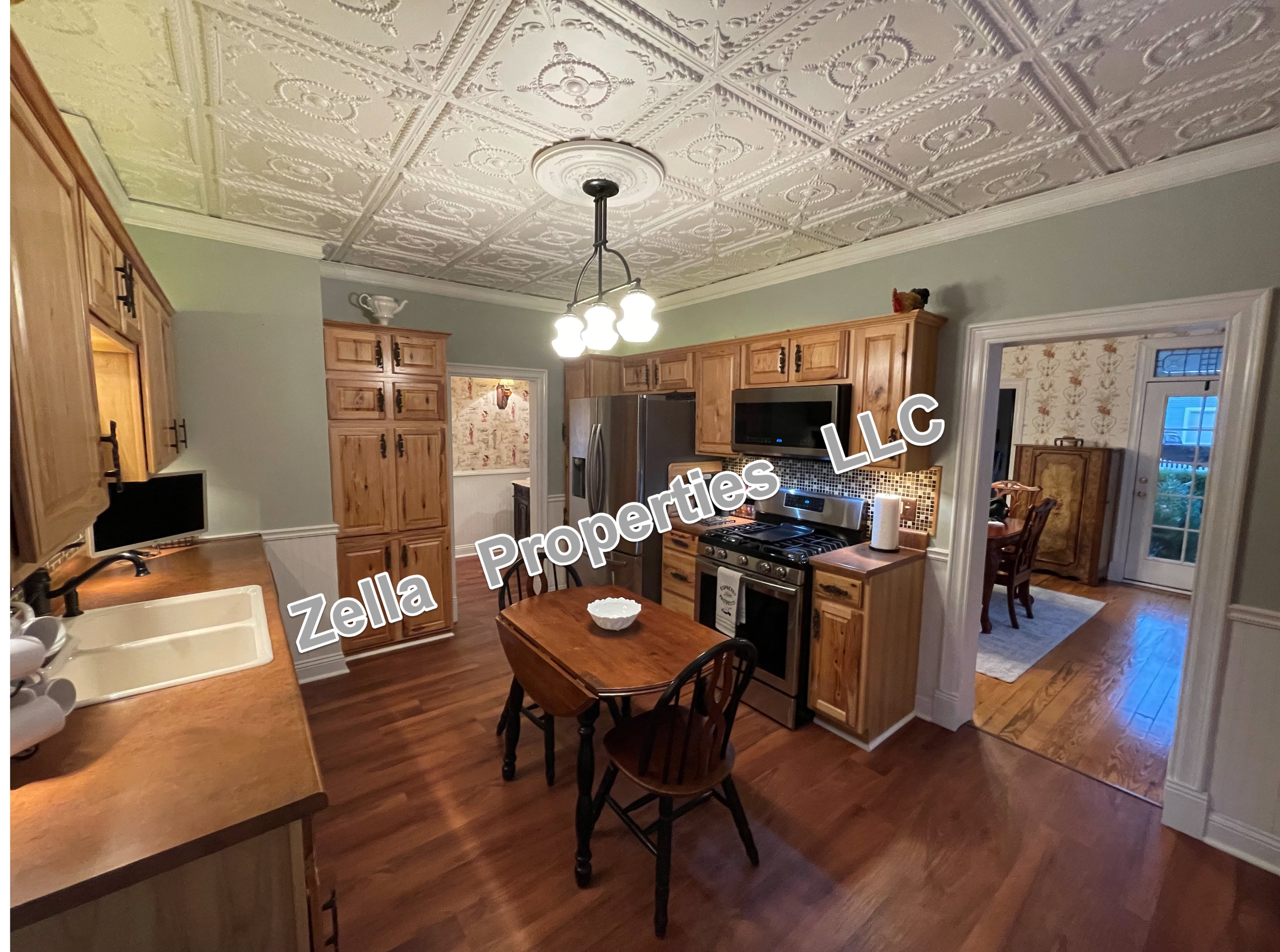 635 N High St – photo 2