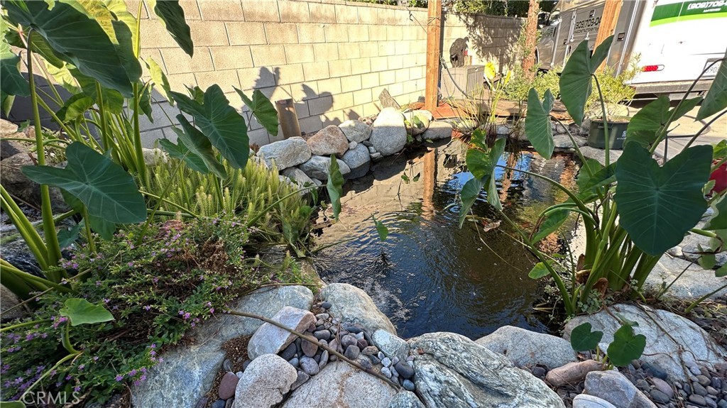 927 6th St – photo 4