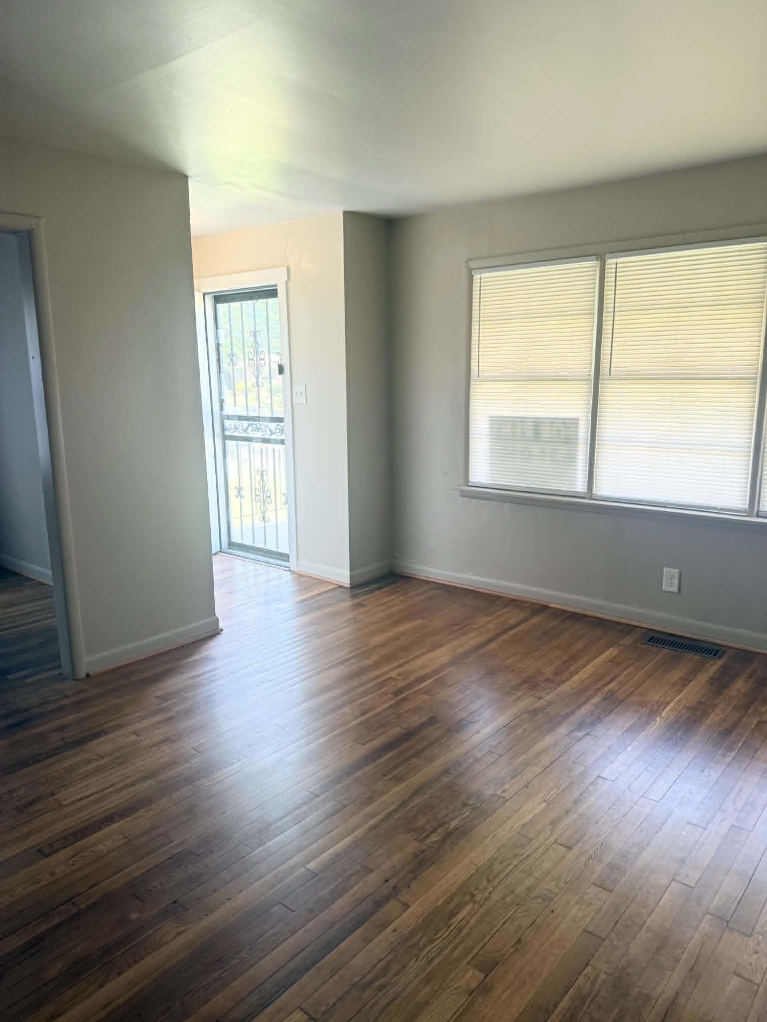 937 Center Way SW – photo 3