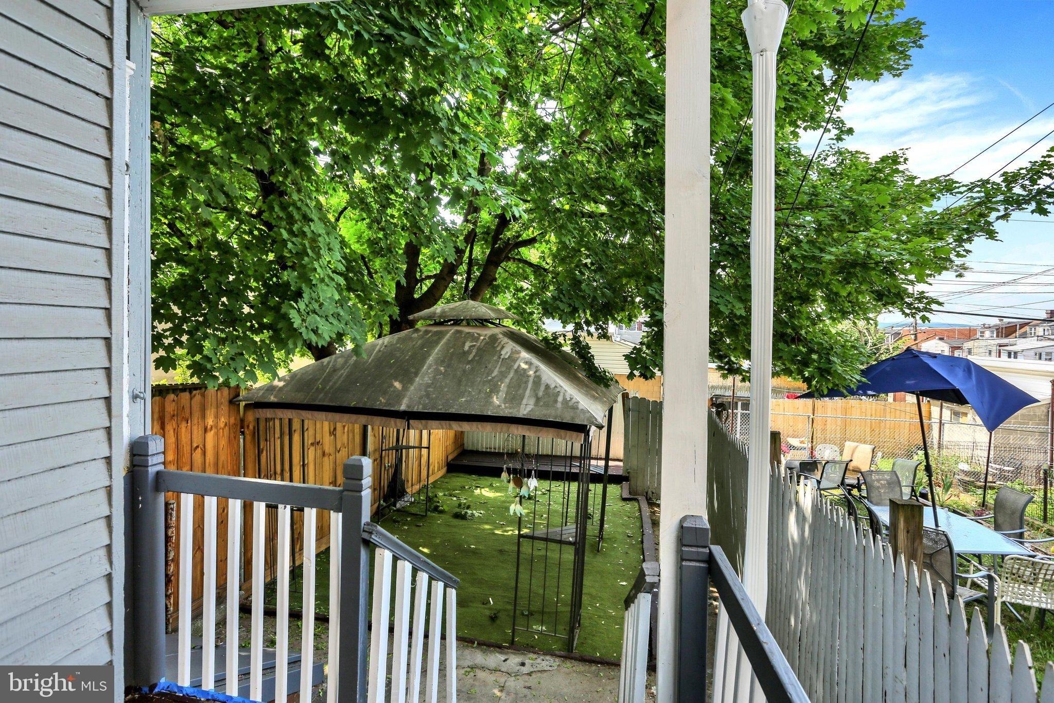 234 W Douglass St – photo 5