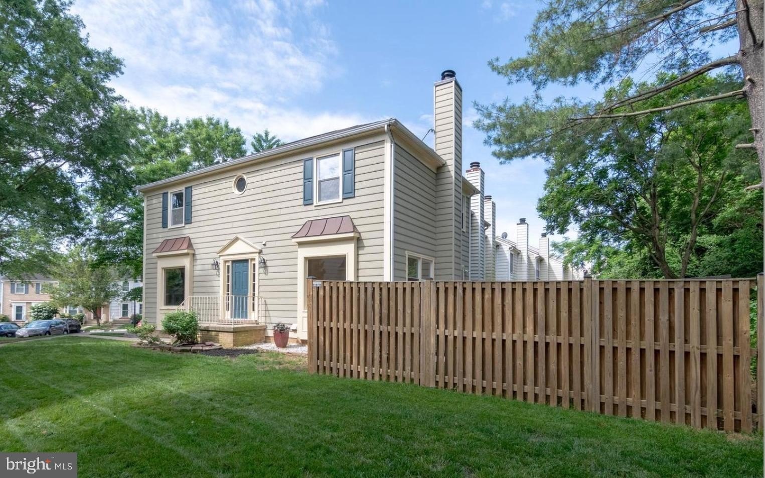6120 Old Brentford Ct – photo 1
