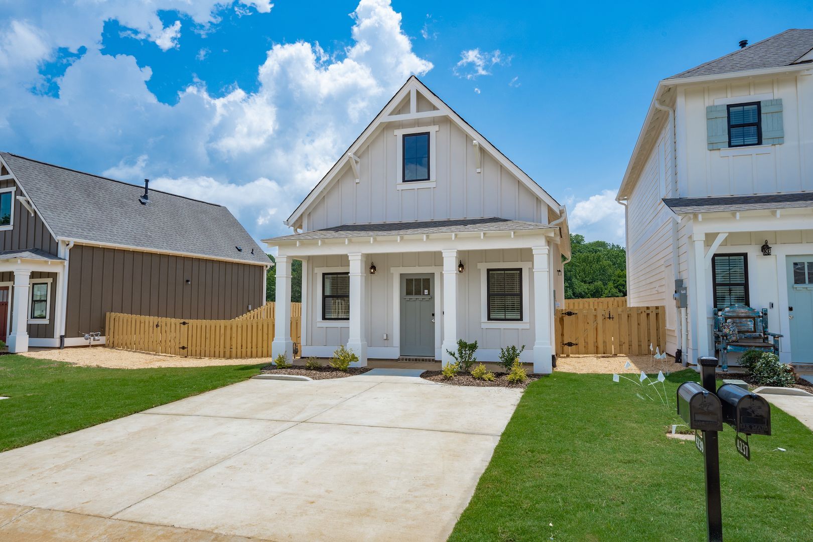 4239 Brevard Blvd – photo 3