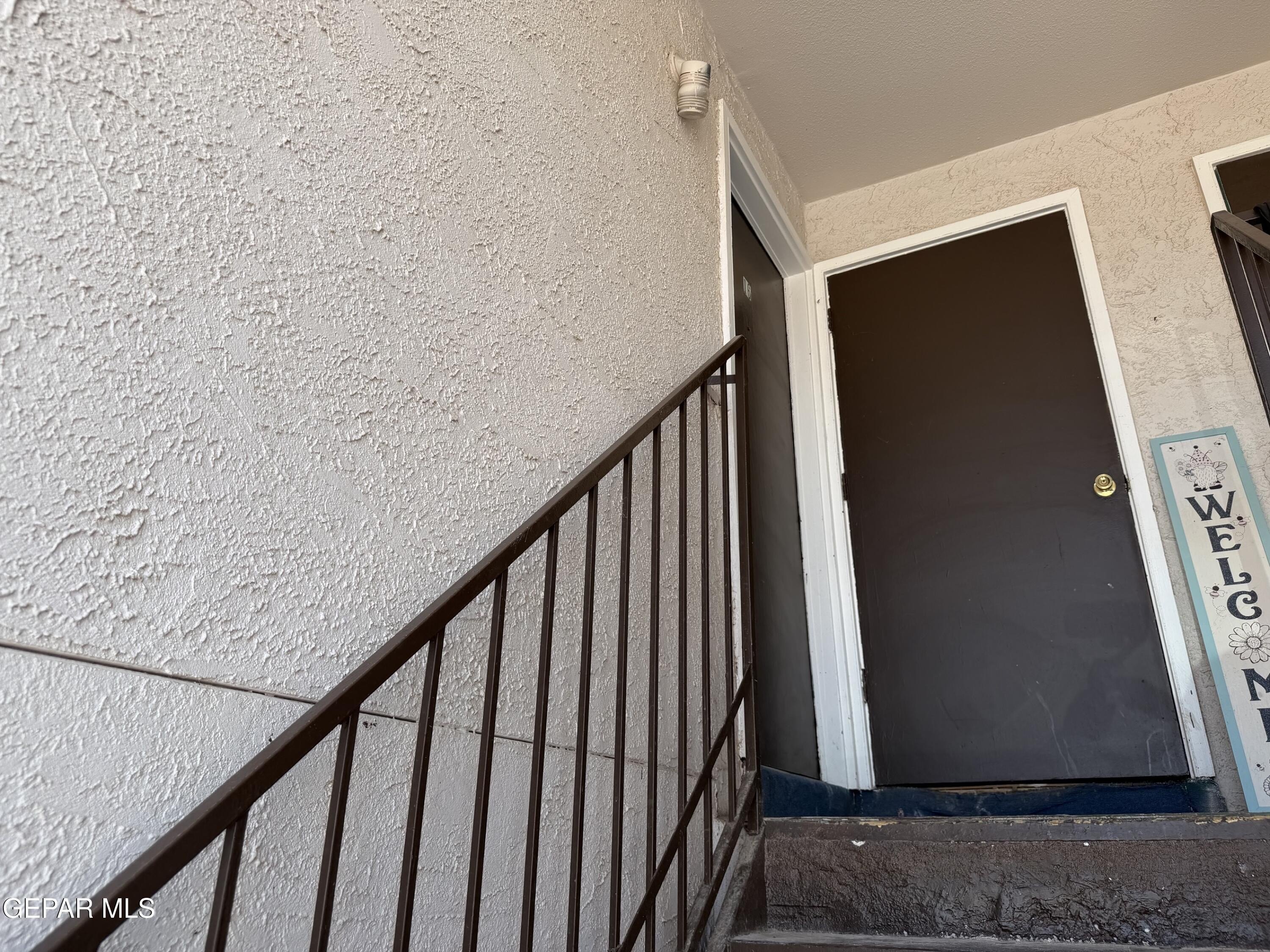 1525 Pullman Dr #16 – photo 2