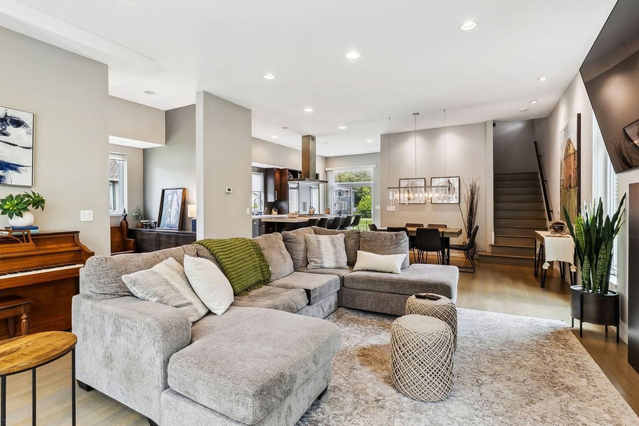 2379 W 7th St unit 1593917P – photo 1
