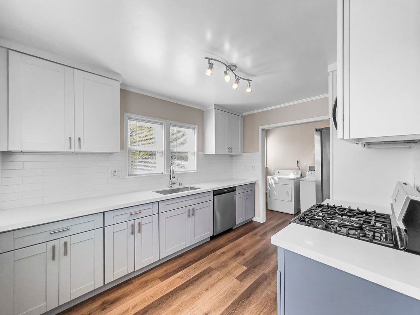 2332 Westwood St – photo 2