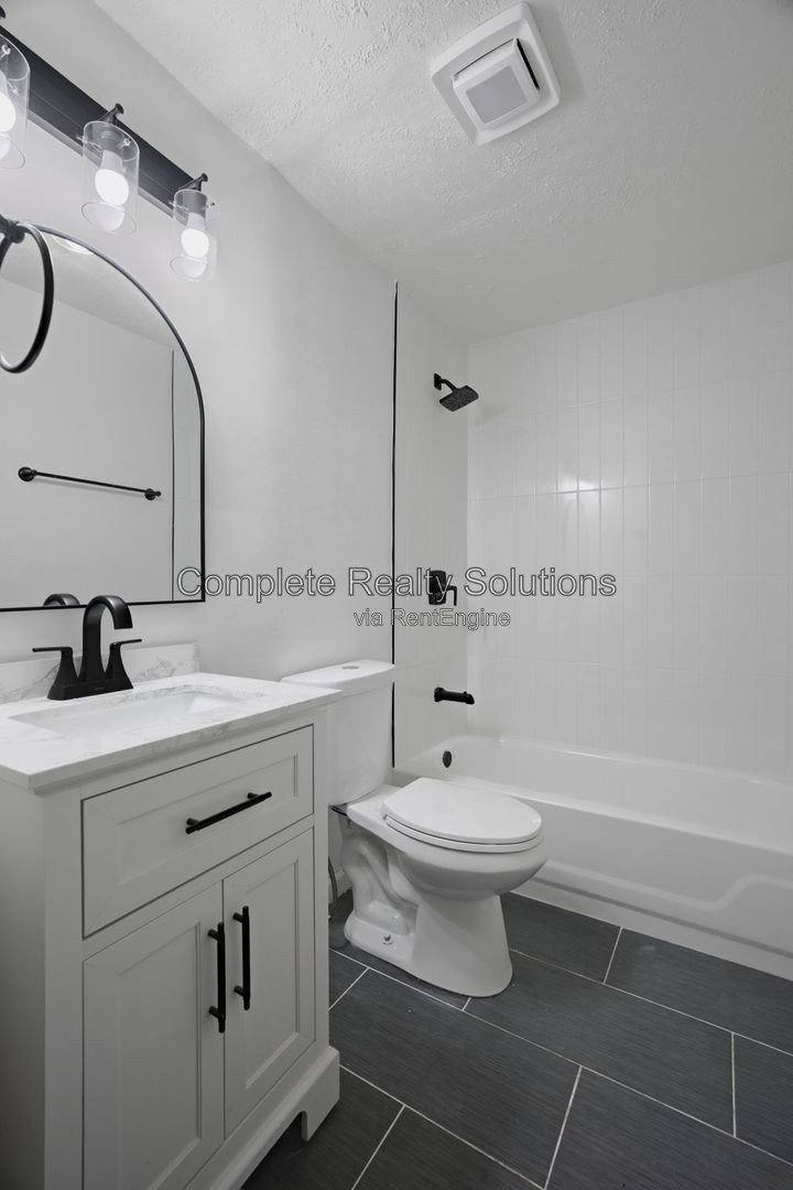 2928 Texas Ave unit 1F – photo 3