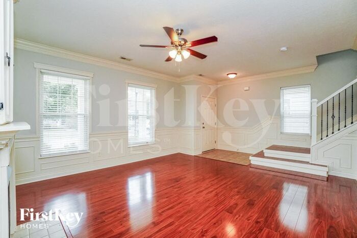 5620 Cardin Blvd – photo 4